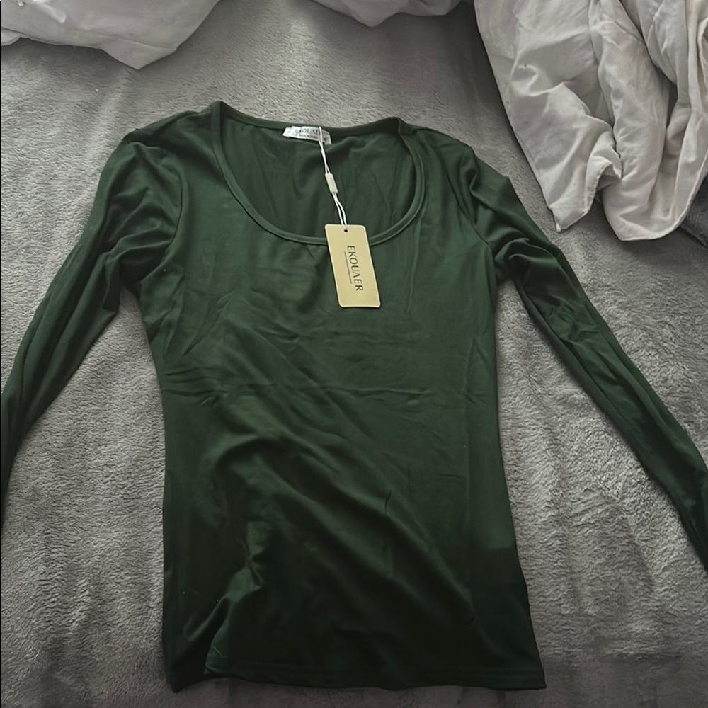 Women's Green Long Sleeve Top